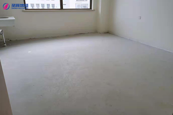 自流平铺设完成