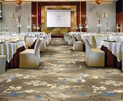 宴会厅满铺地毯